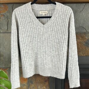 Lucky Brand Gray V-Neck Sweater with Ribbed Texture